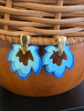 Vintage Flight of Color Convertible Clip-on Earrings
